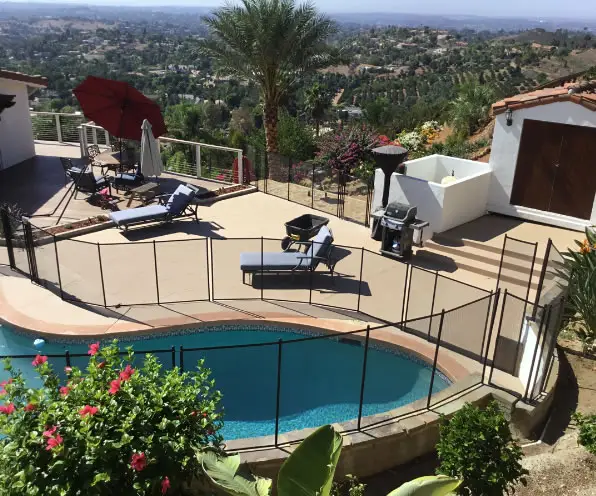 Benefits of a Pool Fence