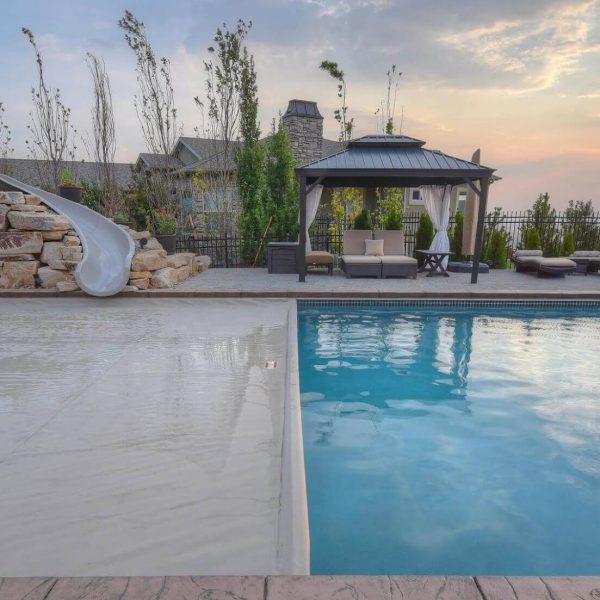 Pool cover with sunset Automatic pool cover with sunset